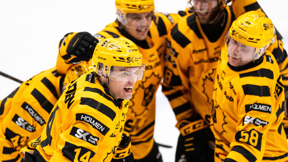 Andreas Johnson gjorde ett efterlängtat mål i den tredje perioden mot HV71.