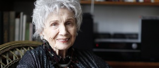 Nobelpristagaren Alice Munro död: "Unik röst"