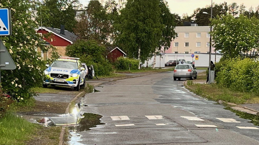 Larmet om olyckan kom strax före klockan elva på onsdagsförmiddagen. 