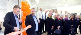 Högtidlig invigning av ombyggt bibliotek