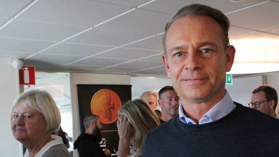 Carl Sigfridsson, vd på Ankarsrum Electric Motors, befann sig under veckan i Italien, för att titta på produkter som i framtiden kan ingå i deras sortiment. Här en bild från tidigare i höst, i samband med att Tjustbanken presenterade sin rapport över Tjustbygdens arbetsmarknad och ekonomi. Då, likaväl som nu, betonade han att företagets stora utmaning handlar om att hitta viss typ av personal.