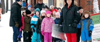 Jokkmokksbarnen sålde och skänkte till Världens barn