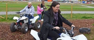 Klart för lek och cross i parken