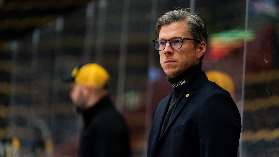 Erik Forssell, GM i AIK, är mycket nöjd över sin trupp och tror därför inte på några tillskott innan midnatt. 