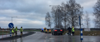 En person drabbad i trafikolycka i korsning