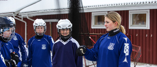 15-åriga Freja startade eget bandylag: "Häftig respons"