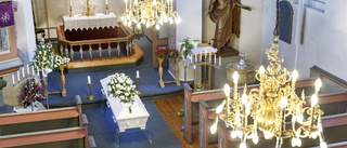 Kyrka och begravningsbyrå behöver varandra