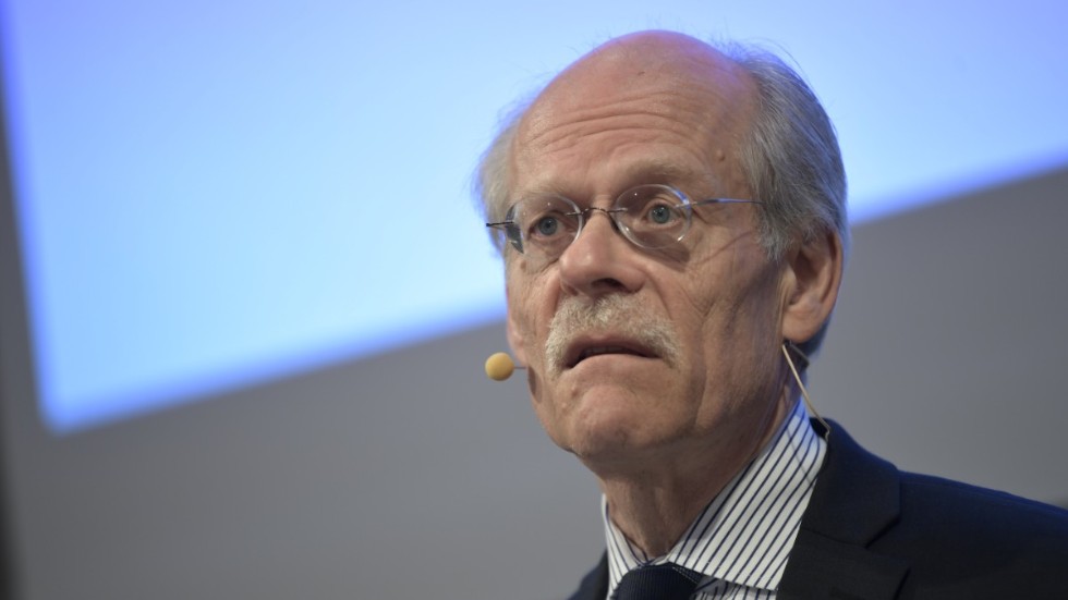 En fortsatt förstärkning av kronan försvårar för Riksbanken, med Stefan Ingves, när de ska få upp inflationen till inflationsmålet i coronakrisen.