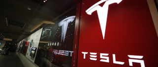 Tesla återkallar 700 000 fordon