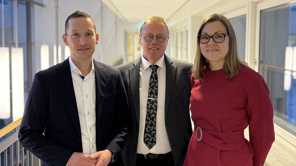 Fredrik Nilsson, Krister Berglund och Maria Joelsson på Region Norrbotten arbetar nu på lösningar för att hantera överföringen av läkemedelslistorna till det nya systemet. 