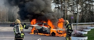 Bil helt övertänd på Circle K: "Lite svårt att släcka"