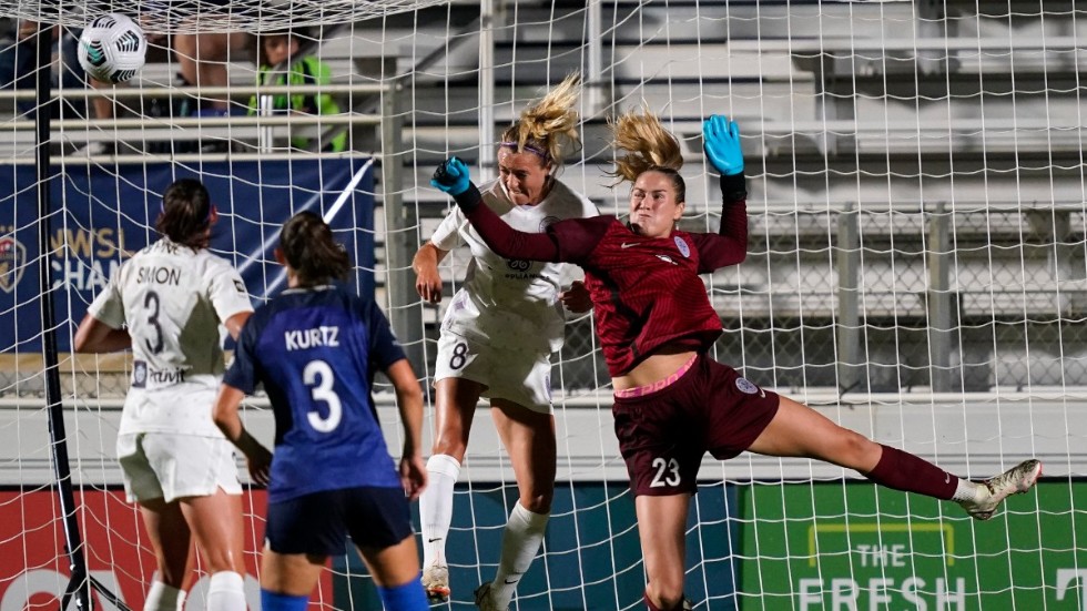 Freja Olofsson (8) lämnar USA för Spanien. Arkivbild.