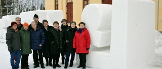 Skulpturera i snö en riktig utmaning