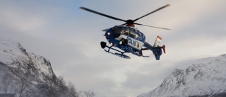 Helikopter sätts in i letandet efter läcka