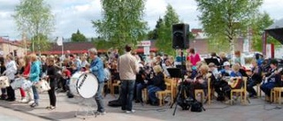 Musikskolan underhöll bodensarna