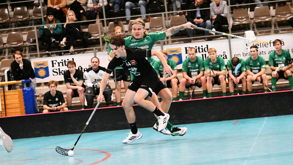 Oliver Degerfält svarade för ett mål när Skellefteå IBK föll i Timrå.