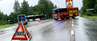 Förare bötfälld för trafikbrott efter krock mellan personbilar