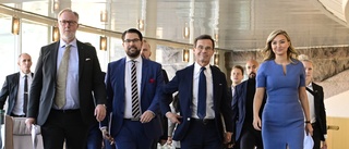 Så nära en regering som Jimmie Åkesson nu vill vara