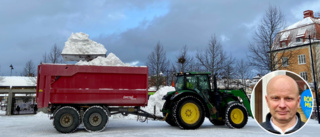 Snöröjningen rör upp heta känslor – han fick 70 samtal samma dag