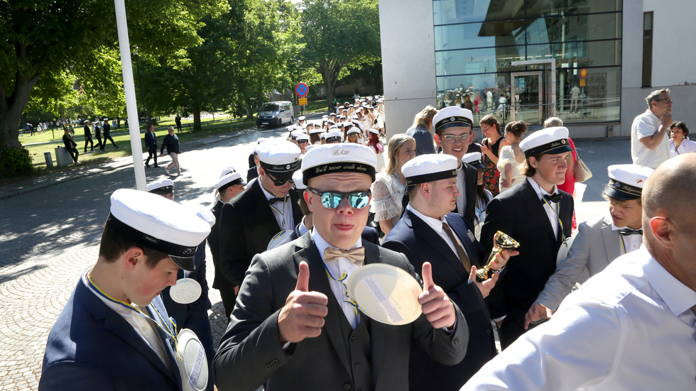 En kull studenter som får godkänt betyg av polisen, det är inte varje år. 