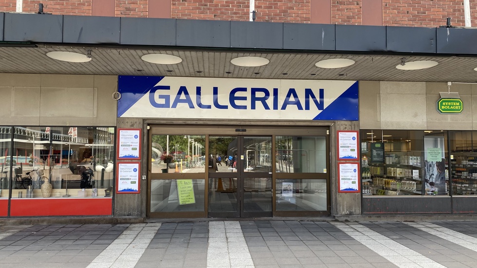 I fjol förlängde kommunala bostadsbolaget Kustbostäder hyresavtalet för Gallerian. Inom kort kommer stora delar gapa tomma. 