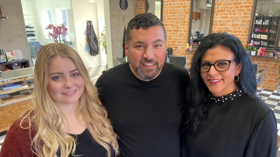 Sabine Gåsvaer, Diego Cabrera och Marcela Cabrera gillar läget. Bokstavligt.