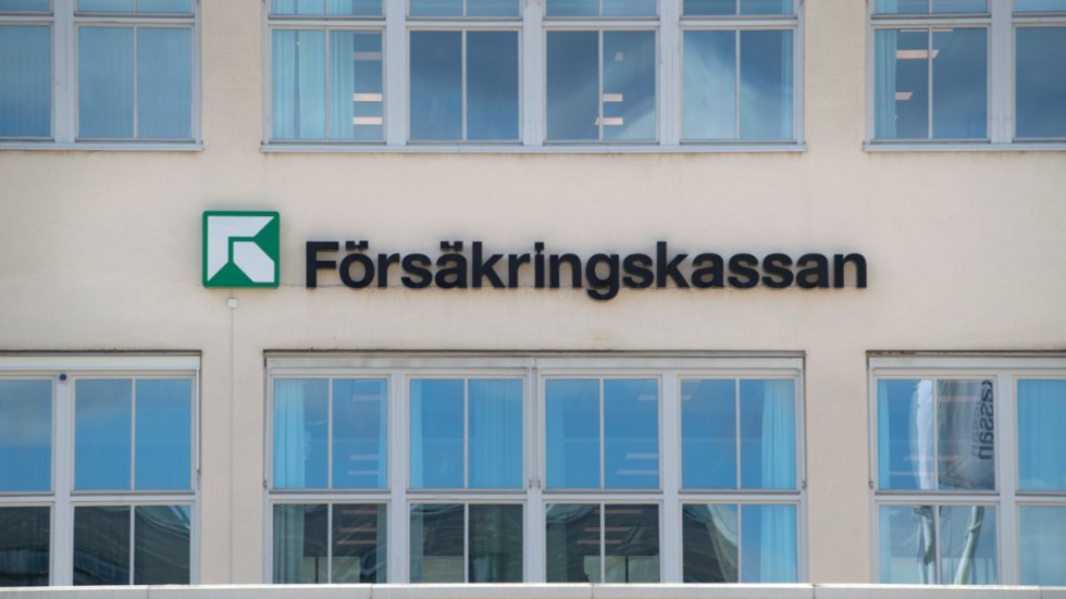 Försäkringskassan beräknar att man kommer betala ut lika mycket ersättning i år som under pandemiåret 2020. Arkivbild.