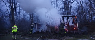 Brand utanför Vimmerby: "Bastun är övertänd"