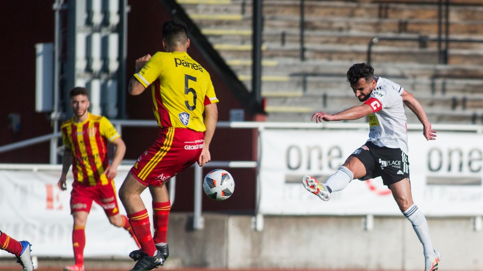 Maifs lagkapten Liridon Silka har fått upp ångan och tillhörde lagets bättre spelare i den tidiga toppmatchen mot Syrianska. Två poäng i MVT-ligan tilldelas han.