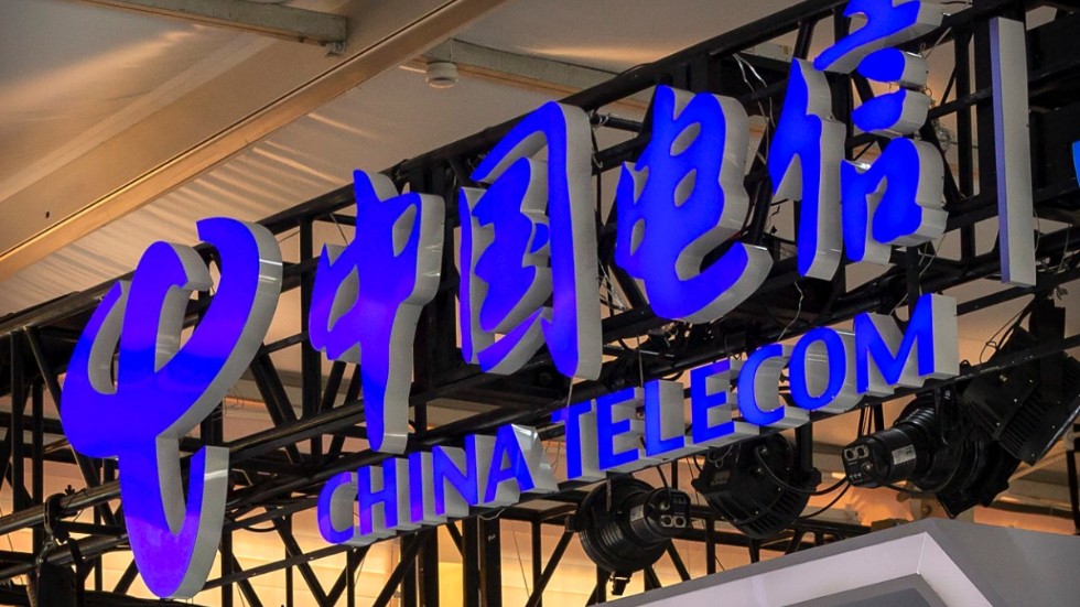 Amerikanska myndigheter, med hänvisning till säkerhetsrisker, har förbjudit den kinesiska telekomjätten China Telecom att verka i USA. Arkivbild.