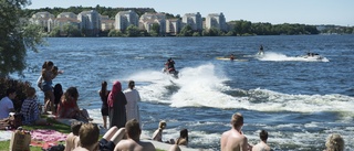 Äntligen får vi ordning på vattenskotrarna