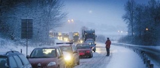 SMHI varnar för halka