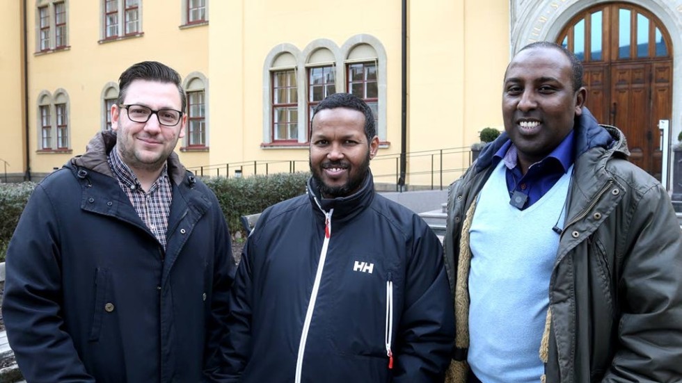 "Finns stor samsyn i kommunen". Kommunalrådet Muharrem Demirok är överens med Abdirahman Jama Musse och Ali Haji om var en moské kan förverkligas i Djurgårdens centrum.