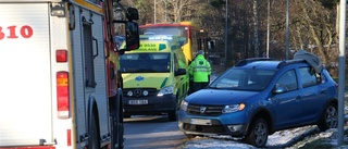 JUST NU: BUSS OCH FLERA FORDON I TRAFIKOLYCKA