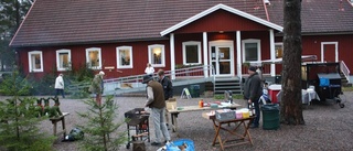 Tog över huset – ordnar julmarknad