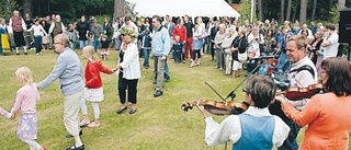 Folkvandring till hembygdsparken