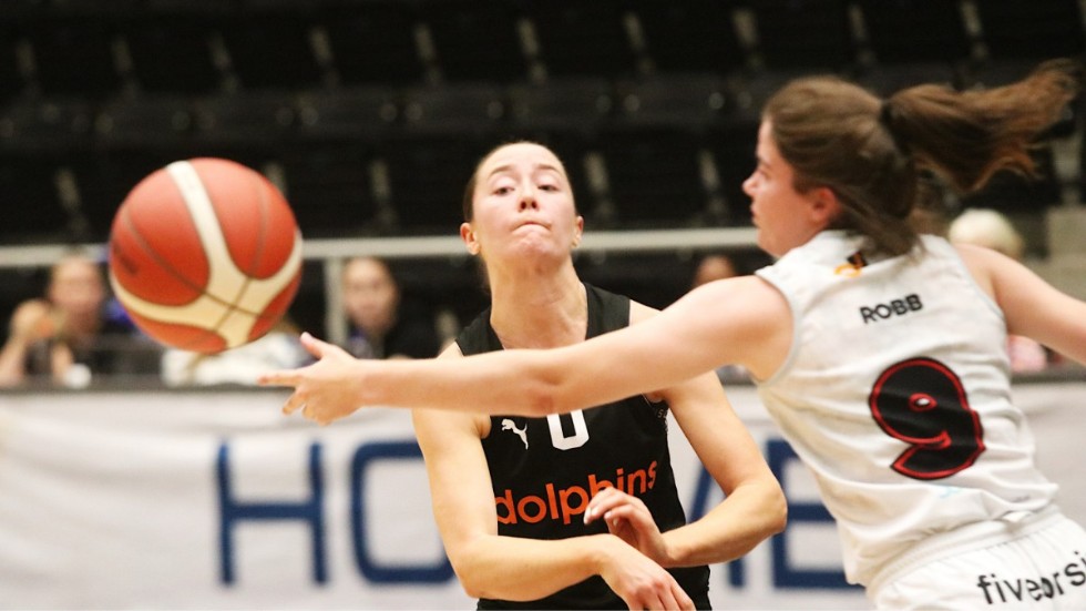 Rakel Gyberg slet mot Högsbo, rev bland annat åt sig tio returer.