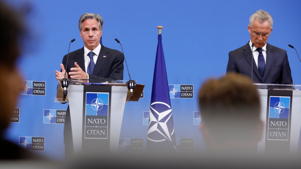 USA:s utrikesminister Antony Blinken (vänster) och Natos generalsekreterare Jens Stoltenberg.