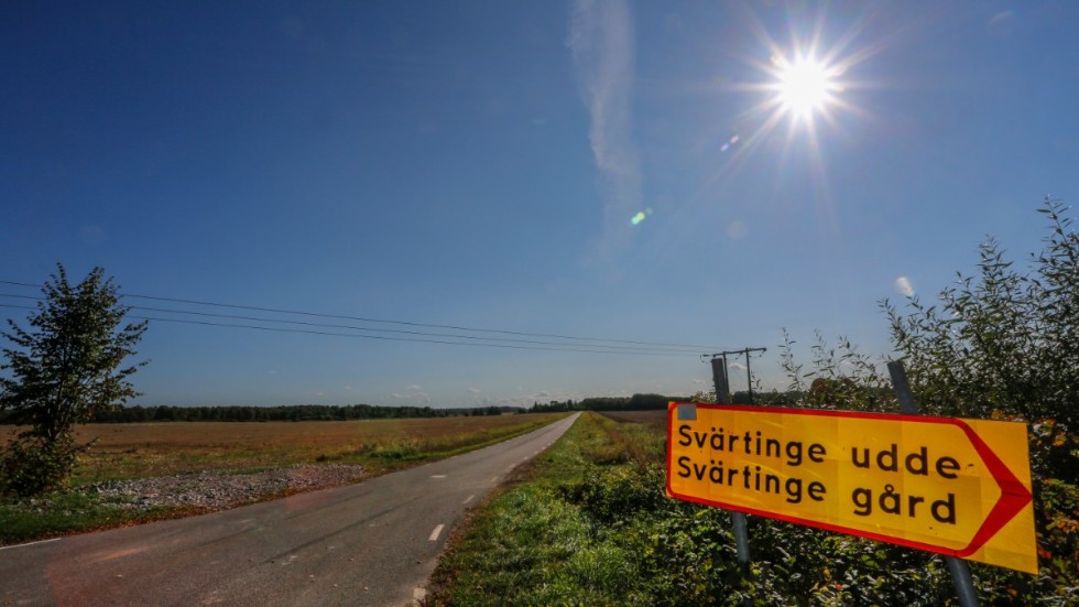 Tre stora solparker i Norrköping väntar på klartecken av länsstyrelsen. Vid Svärtinge gård kan den största byggas. "Vi kan vara i drift 2025", säger Mikaela Liss, projektledare på Solkompaniet.