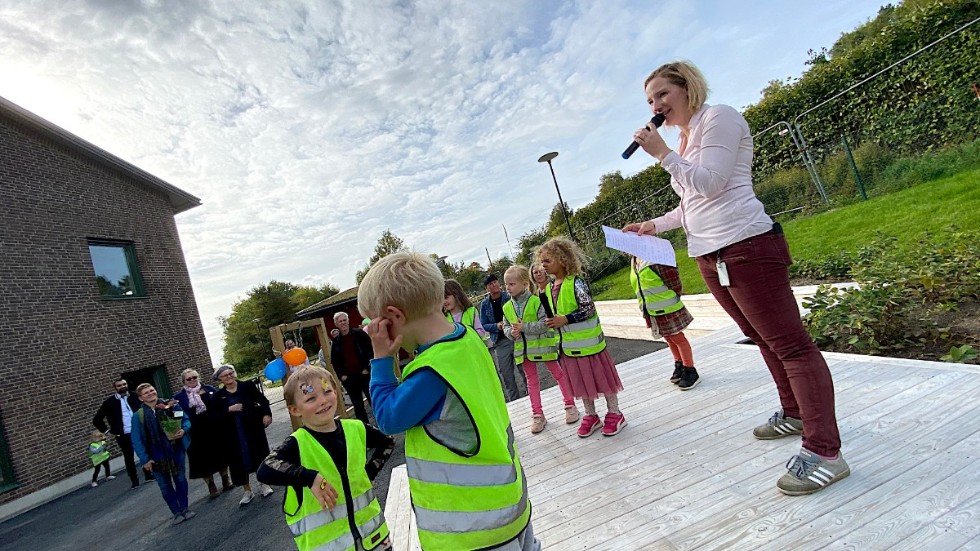 Rektor Charlotta Lind invigningstalade.