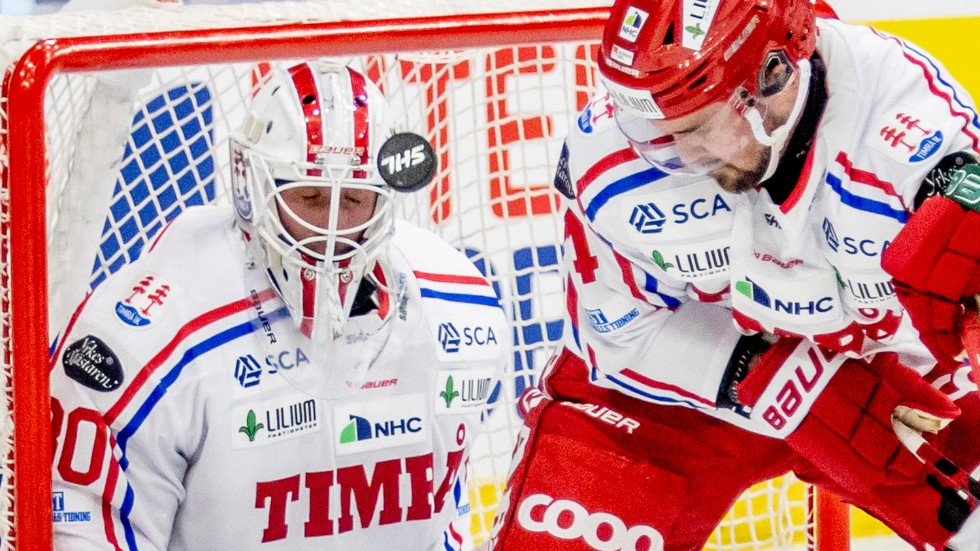 Timrås målvakt Jacob Johansson blev matchvinnare, med bland annat två räddade straffar i segern mot Frölunda.