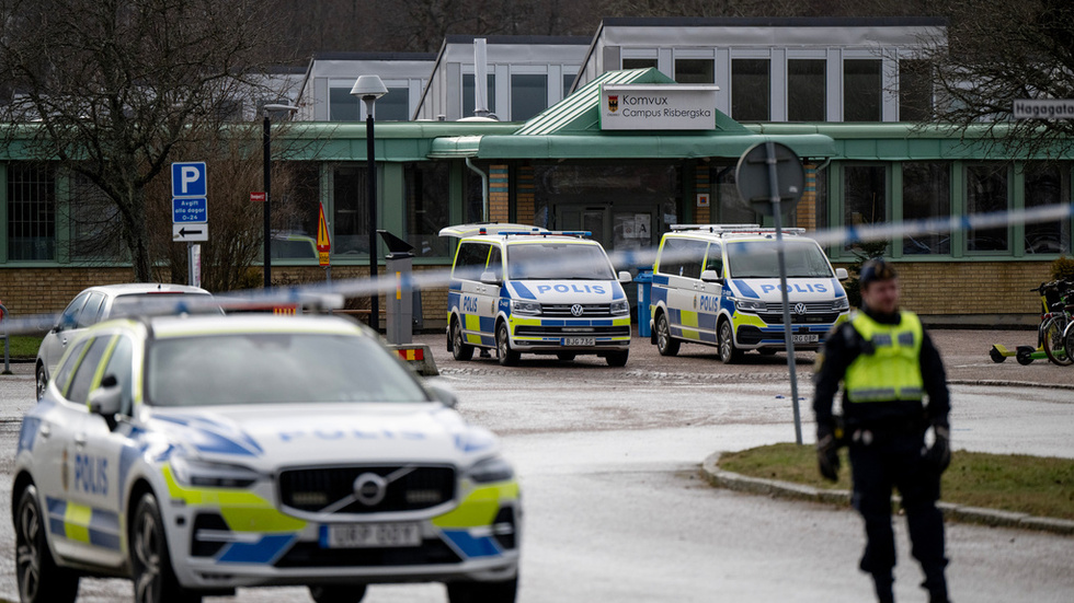 Att förbjuda ”farliga” tv-spel borde vara en viktig åtgärd för att på sikt minska risken för hemska skjutningar som i Örebro, menar insändarskribenten.