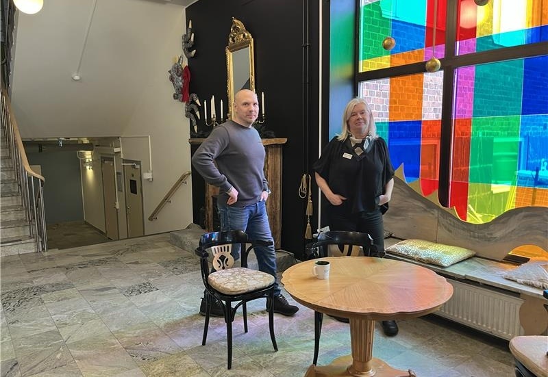Thomas Hansson och Maria Bergenudd på Kulturskolan i Luleå är med på resan mot de nya lokalerna. "Men det är klart det är jobbigt lämna det här fina huset som vi varit i ända sedan 2007", säger Bergenudd.