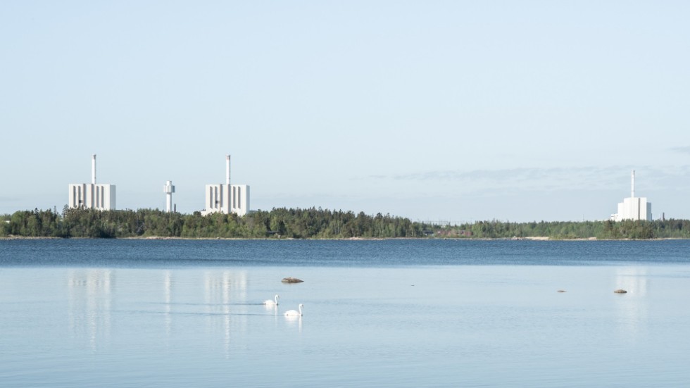 Varför ska el från ny kärnkraft kosta minst 80 öre när priset på annan ny el sätts av marknaden?