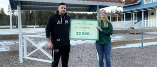 Lilla fotbollsklubben i Ydre gläds över pengachecken