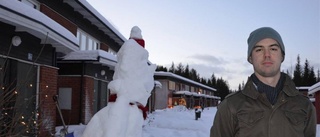 Hyresgäster protesterar mot försäljning av Rallarrosen