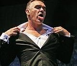 Morrissey ger publiken vad de vill ha