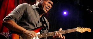 Robert Cray håller stilen