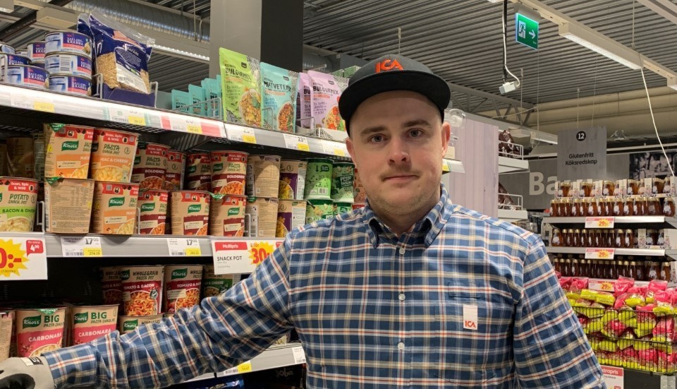 Alexander Björk är butikschef på Ica Kvantum i Skellefteå. Arkivbild.