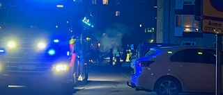 Räddningstjänsten släckte brand i släpkärra